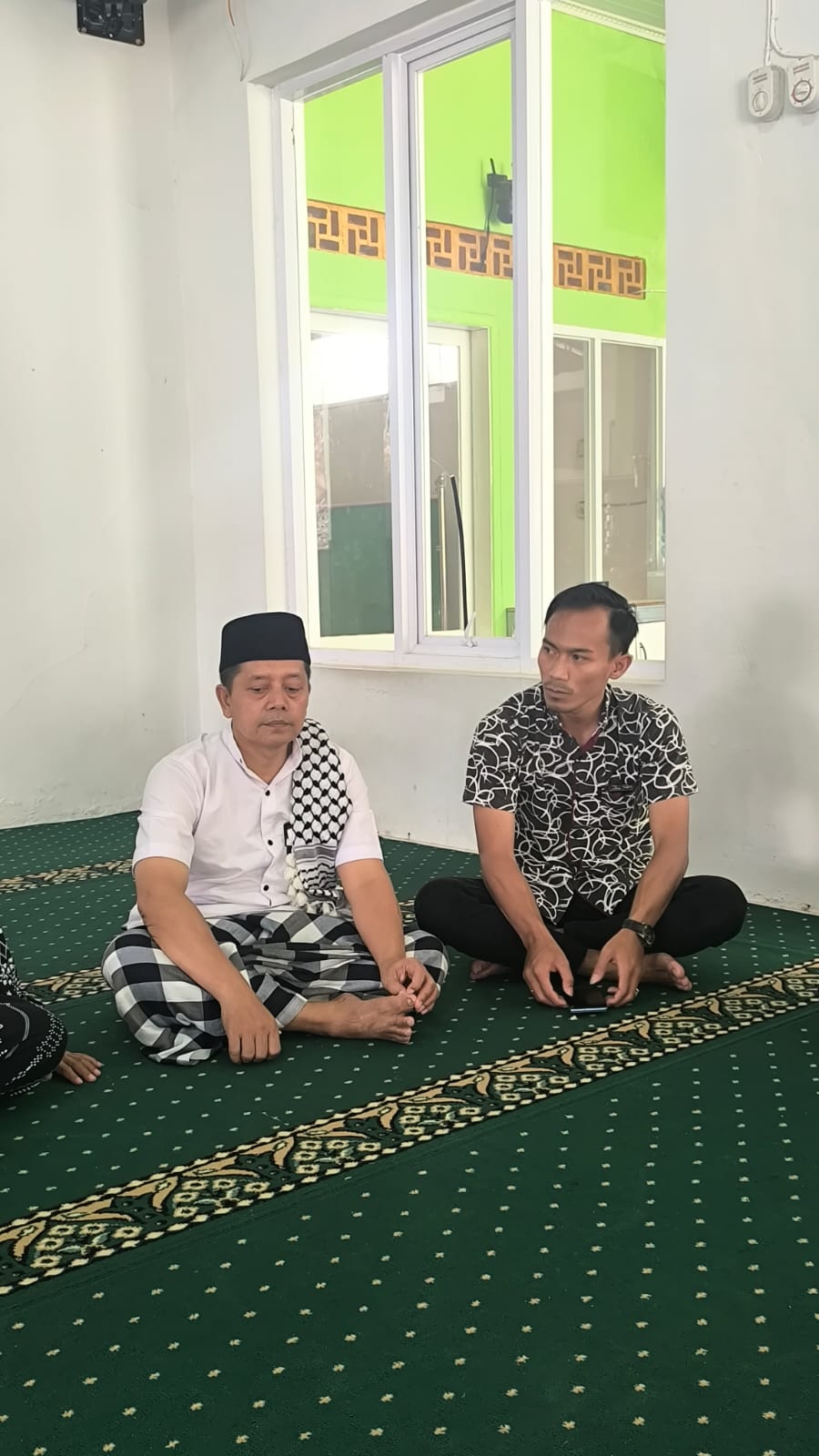 Foto Sumbangan dari Wakil Ketua III DPRD Kab. Bandung Bapak Dr. M. Akhiri Hailuki, S.I.P., M.Si. 